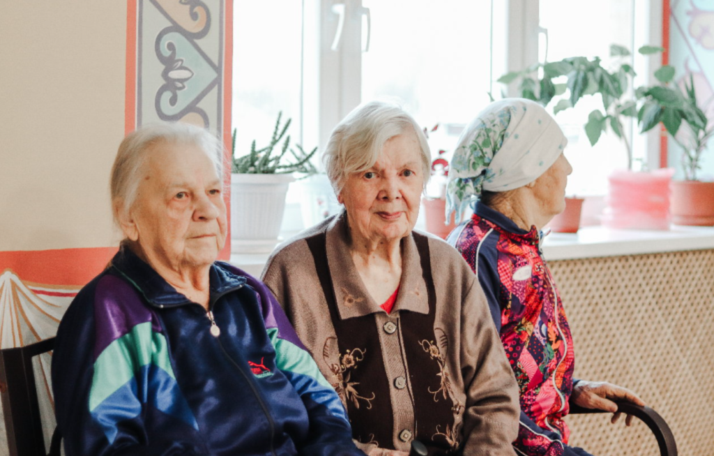 пожилые в доме престарелых киев